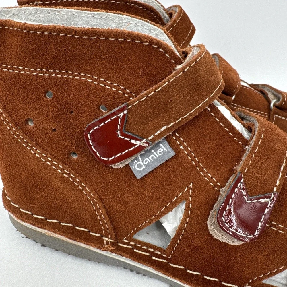 Daniel Preventive  Shoes Size 12-12.5 EU 30‎ Brown Suede Summer Sandals Support
